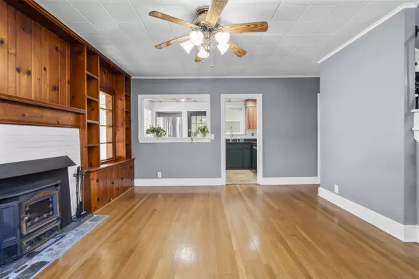 Waterbury, CT 06708,135 Elise Drive