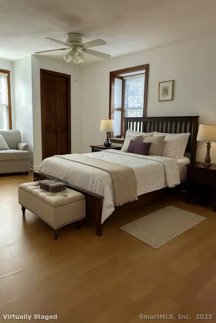 Milford, CT 06460,15 Pickett Street