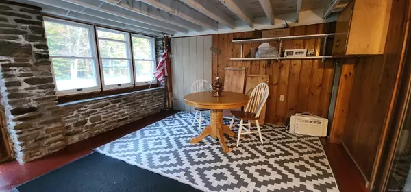 Colchester, CT 06415,96 Stanavage Road