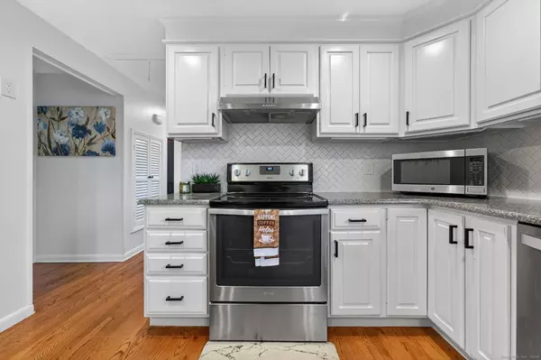 South Windsor, CT 06074,2719 Ellington Road