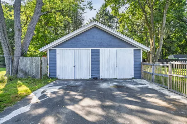 Windsor, CT 06095,15 Clubhouse Road