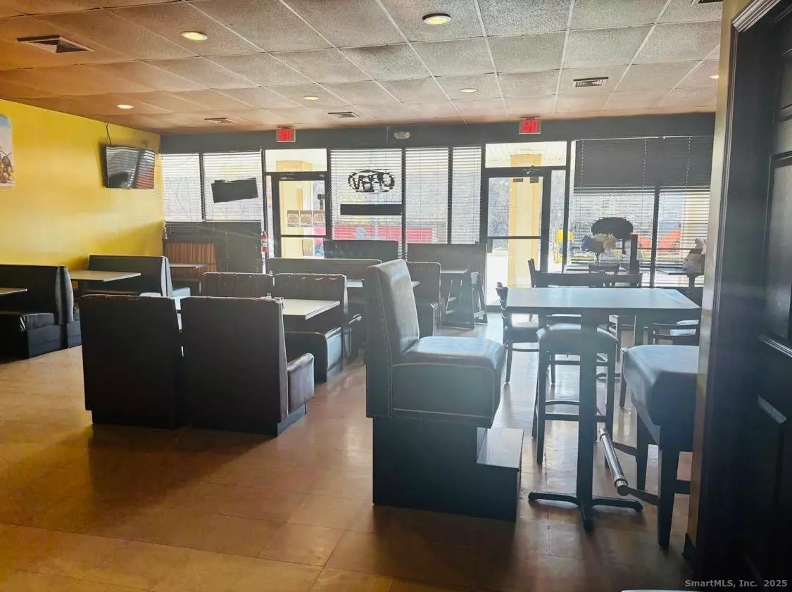 East Hartford, CT 06108,1160 Burnside Avenue