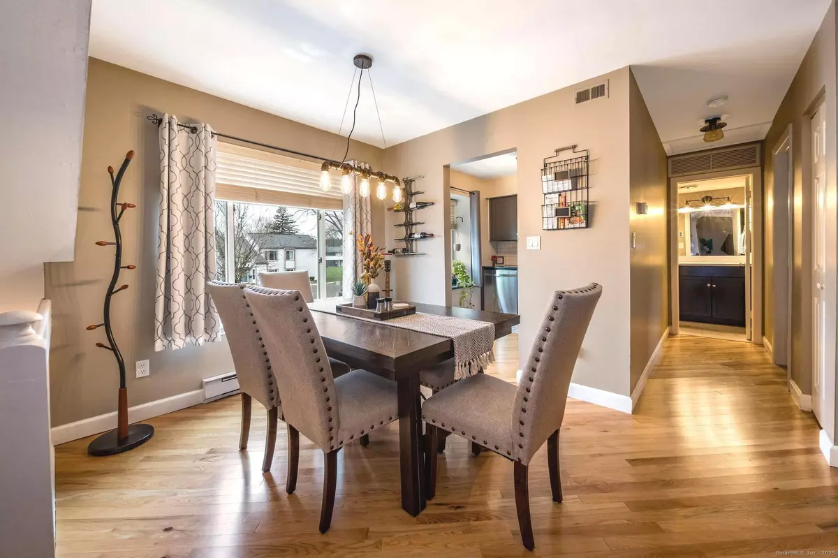 South Windsor, CT 06074,22 Candlewood Drive #22