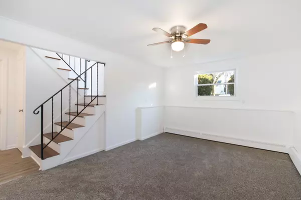 Norwalk, CT 06854,14 Windward Road