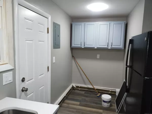 Bridgeport, CT 06610,48 Dupont Place