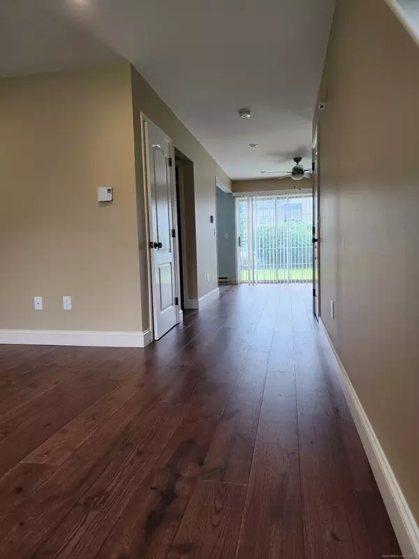 New Milford, CT 06776,52 Glen Ridge Court