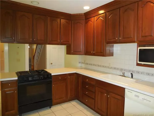 Fairfield, CT 06824,70 Thorpe Street #72