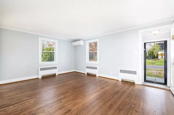 West Hartford, CT 06110,17 Parkview Road