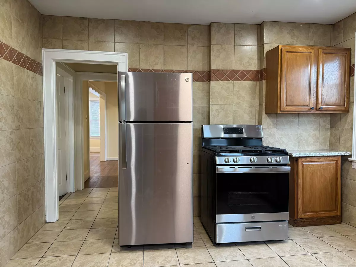 New Haven, CT 06511,1503 State Street