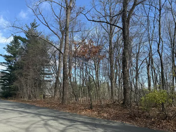 West Hartford, CT 06117,16 Morningcrest Drive