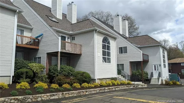 3200 Madison Avenue #D10, Bridgeport, CT 06606