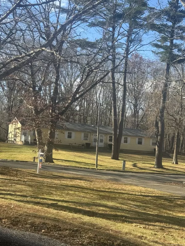 20 Dartmouth Road, Mansfield, CT 06268