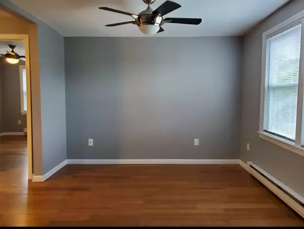 Norwalk, CT 06854,11 Avenue A #3