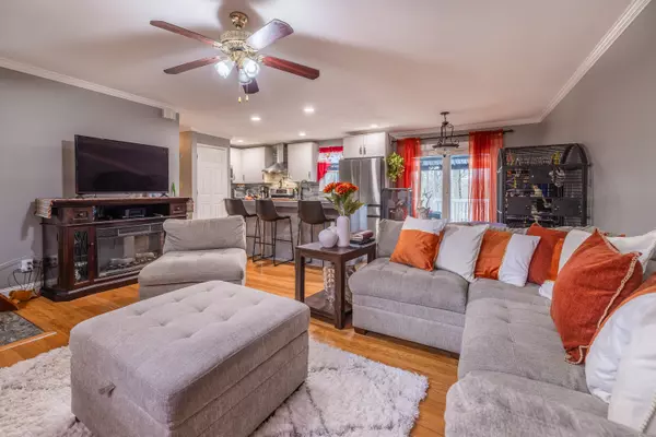 Bridgeport, CT 06606,90 Sequoia Road