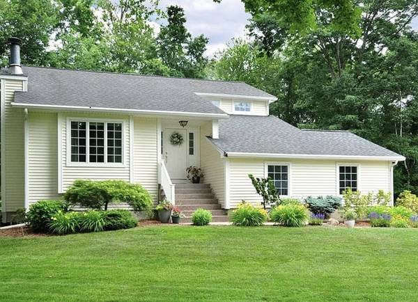 307 Trapper Circle, Windsor, CT 06095