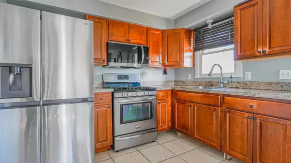 West Haven, CT 06516,90 Blohm Street