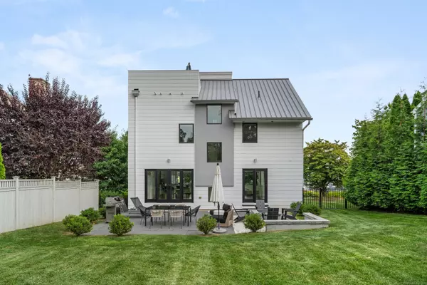 Westport, CT 06880,200 Hillspoint Road