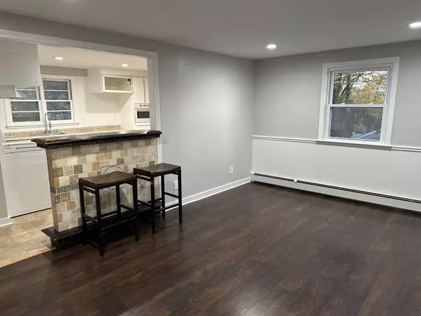 Norwalk, CT 06851,3 Tryon Road