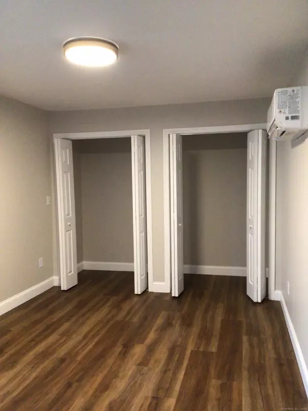 Putnam, CT 06260,30 Charles Street