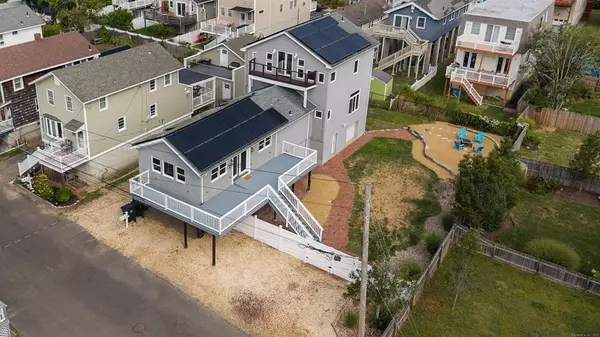 13 Richard Street, Milford, CT 06460