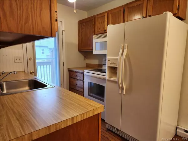 Ellington, CT 06029,1 Abbott Road #167