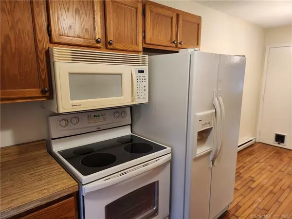 Ellington, CT 06029,1 Abbott Road #167