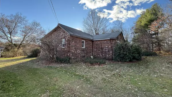 Chaplin, CT 06235,337 Hampton Road