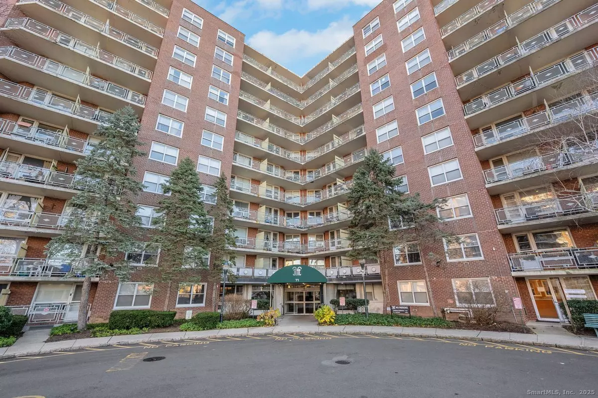 Stamford, CT 06902,71 Strawberry Hill Avenue #APT 118