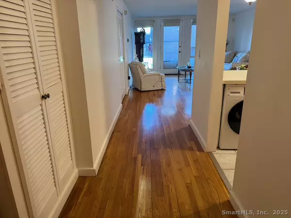 Fairfield, CT 06825,160 Fairfield Woods Road #APT 35