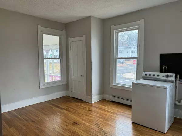 Bristol, CT 06010,436 West Street #1st FL