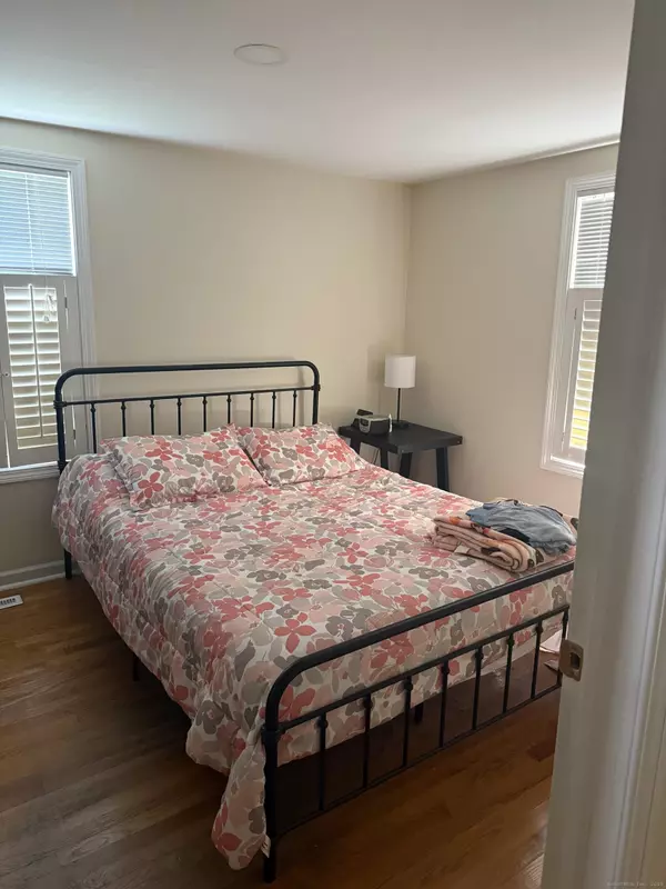 Meriden, CT 06450,1347 East Main Street