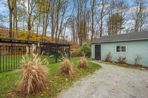 Norwich, CT 06360,134 Otrobando Avenue