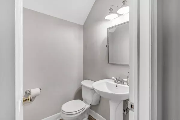 Stamford, CT 06901,170 Forest Street #APT 15