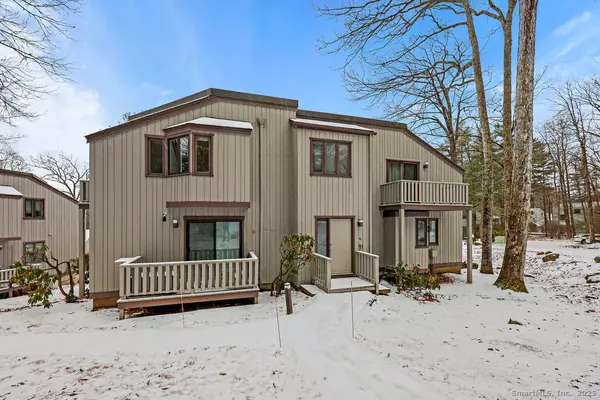 Farmington, CT 06032,9 Talcott Ridge Road #A4