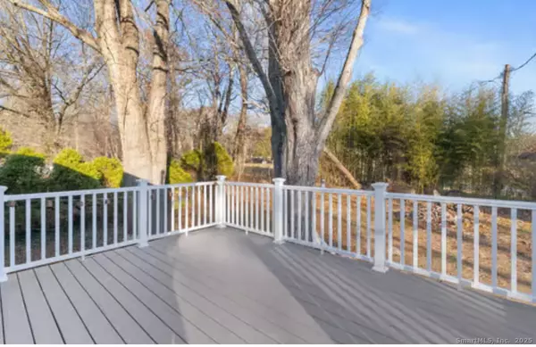 Waterford, CT 06385,1 Mallard Lane