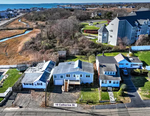 East Haven, CT 06512,16 Catherine Street