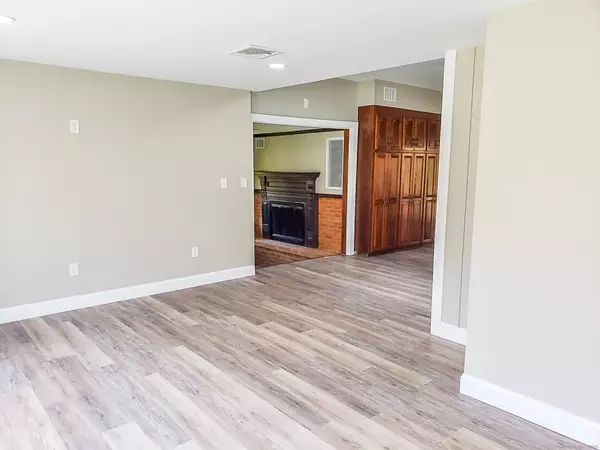 Wolcott, CT 06716,185 Catering Road