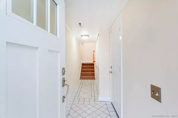 Ridgefield, CT 06877,13 Lawson Lane #13