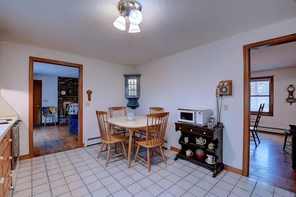 Bolton, CT 06043,124 Notch Road