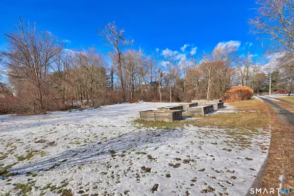 Litchfield, CT 06787,534 Smith Road