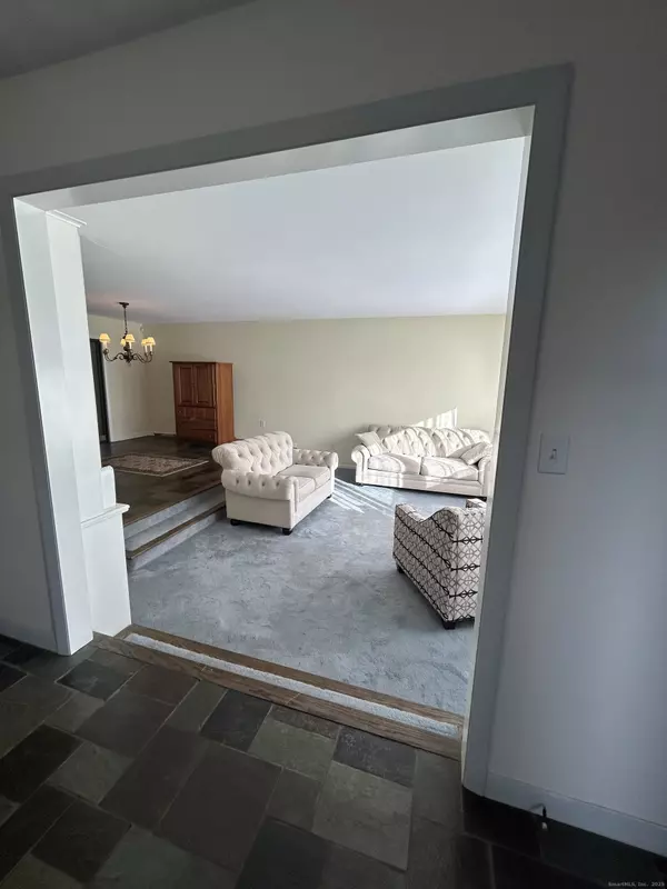 Naugatuck, CT 06770,96 Round Hill Road