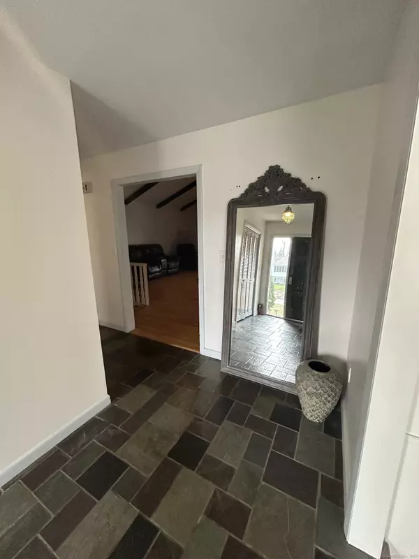 Naugatuck, CT 06770,96 Round Hill Road