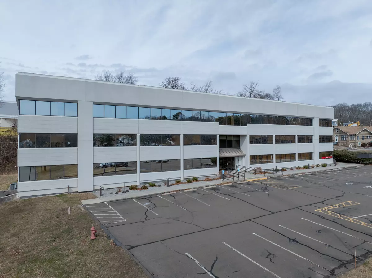 New London, CT 06320,400 Bayonet Street