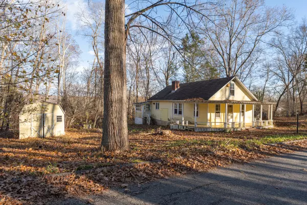 East Haddam, CT 06415,38 Briarcliffe Road