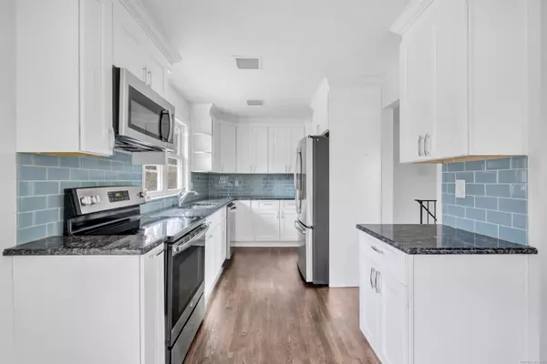 Shelton, CT 06484,16 Cedar Hill Road