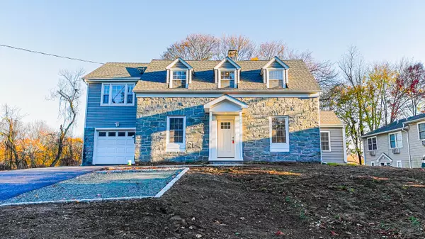 206 Huntington Turnpike, Bridgeport, CT 06610