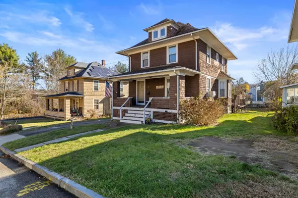 New London, CT 06320,23 Whittlesey Street