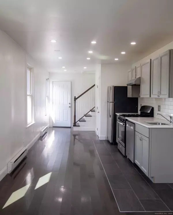 New London, CT 06320,78 West Street #2A