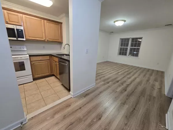 Norwalk, CT 06850,19 Isaacs Street #Apt 406