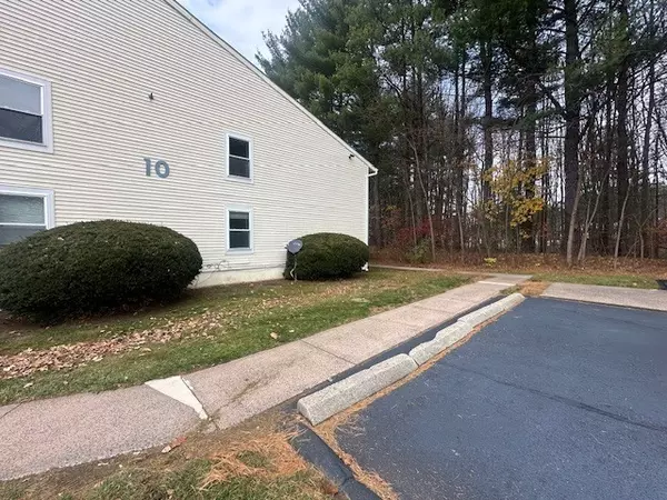 South Windsor, CT 06074,949 Pleasant Valley Condo Road #10-06